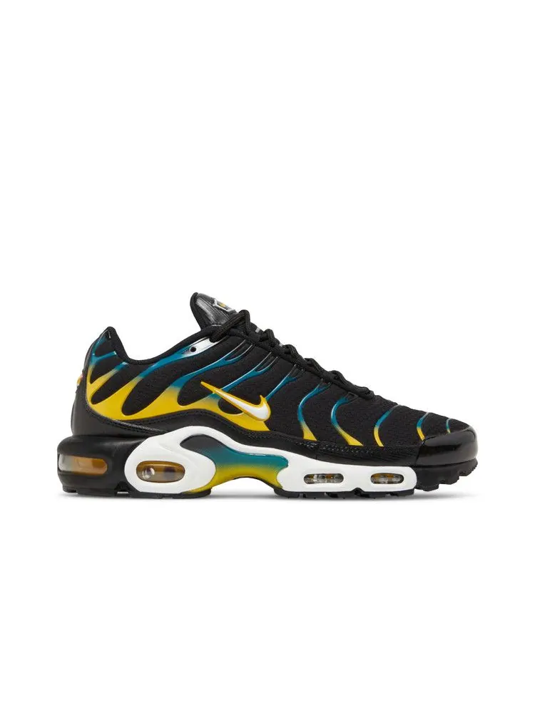 Кроссовки Nike Air Max Plus 'Black University Gold Spruce' — изображение 2 из 9