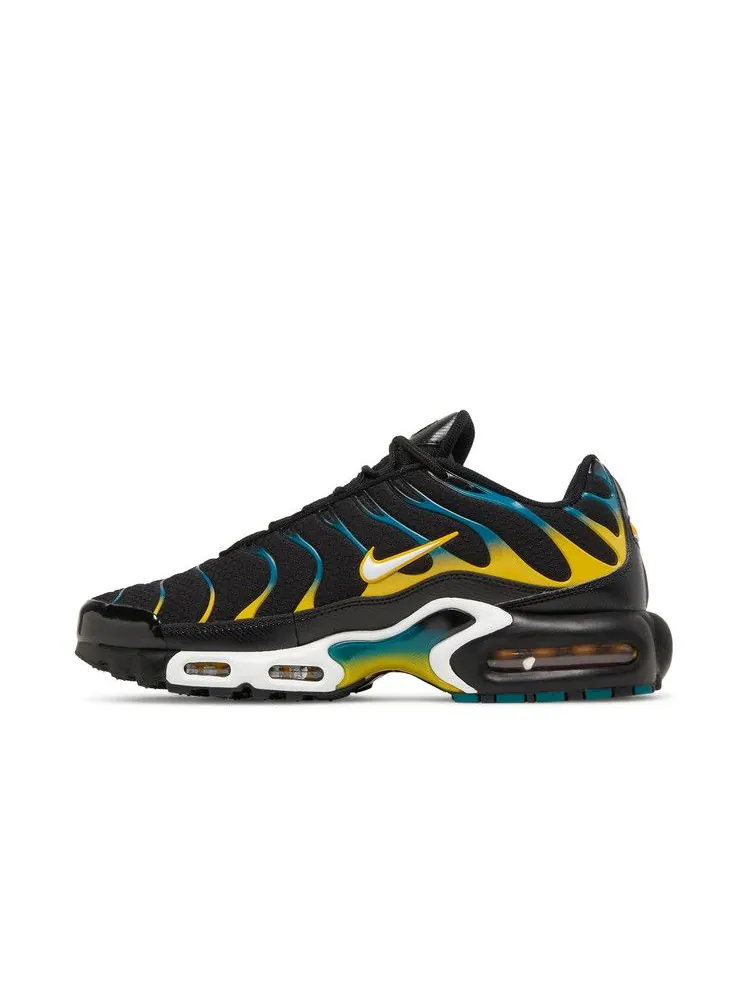 Кроссовки Nike Air Max Plus 'Black University Gold Spruce' — изображение 4 из 9