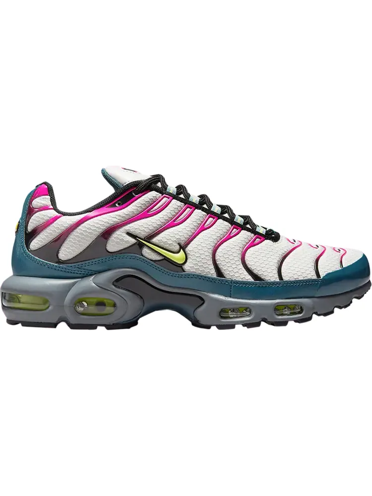 Кроссовки Nike Air Max Plus 'Light Bone Ash Green Pink Prime' — изображение 1 из 1, белый