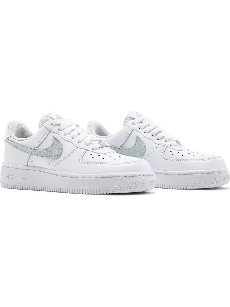Кроссовки Nike Wmns Air Force 1 '07 'Glacier Blue' — изображение 8 из 8, белый