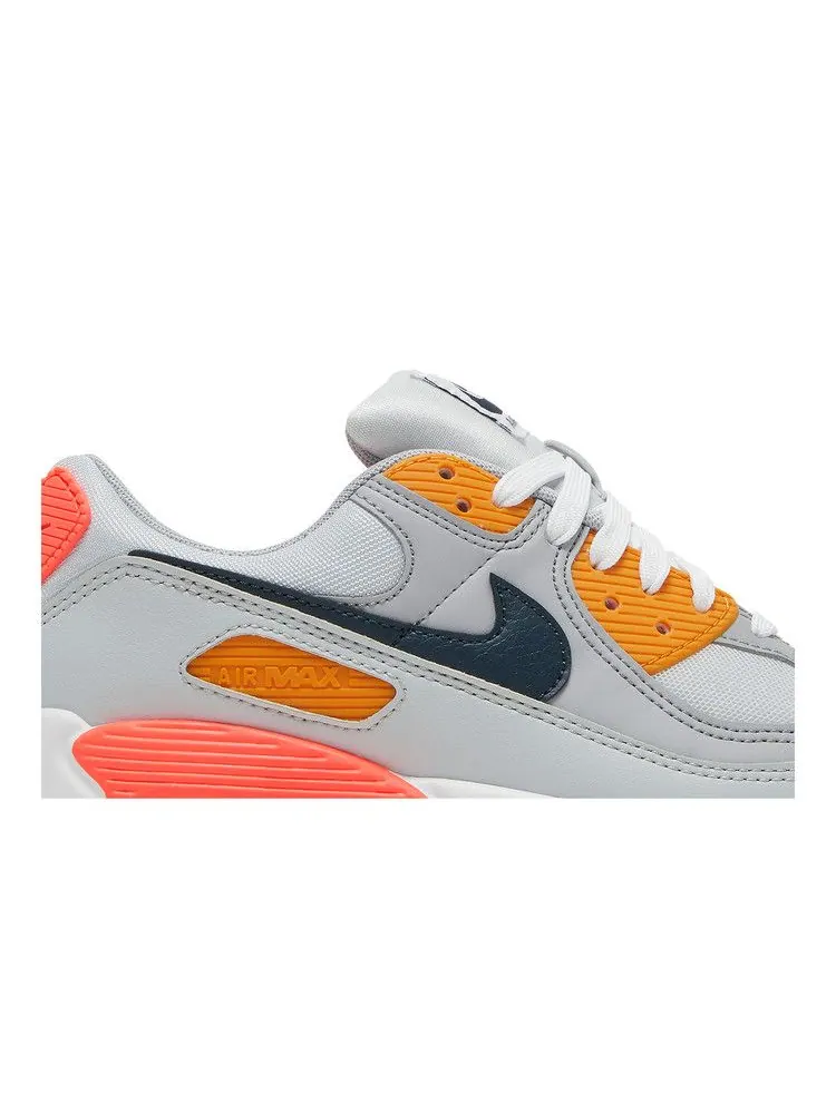 Кроссовки Nike Wmns Air Max 90 'Grey Crimson Gold' — изображение 3 из 9