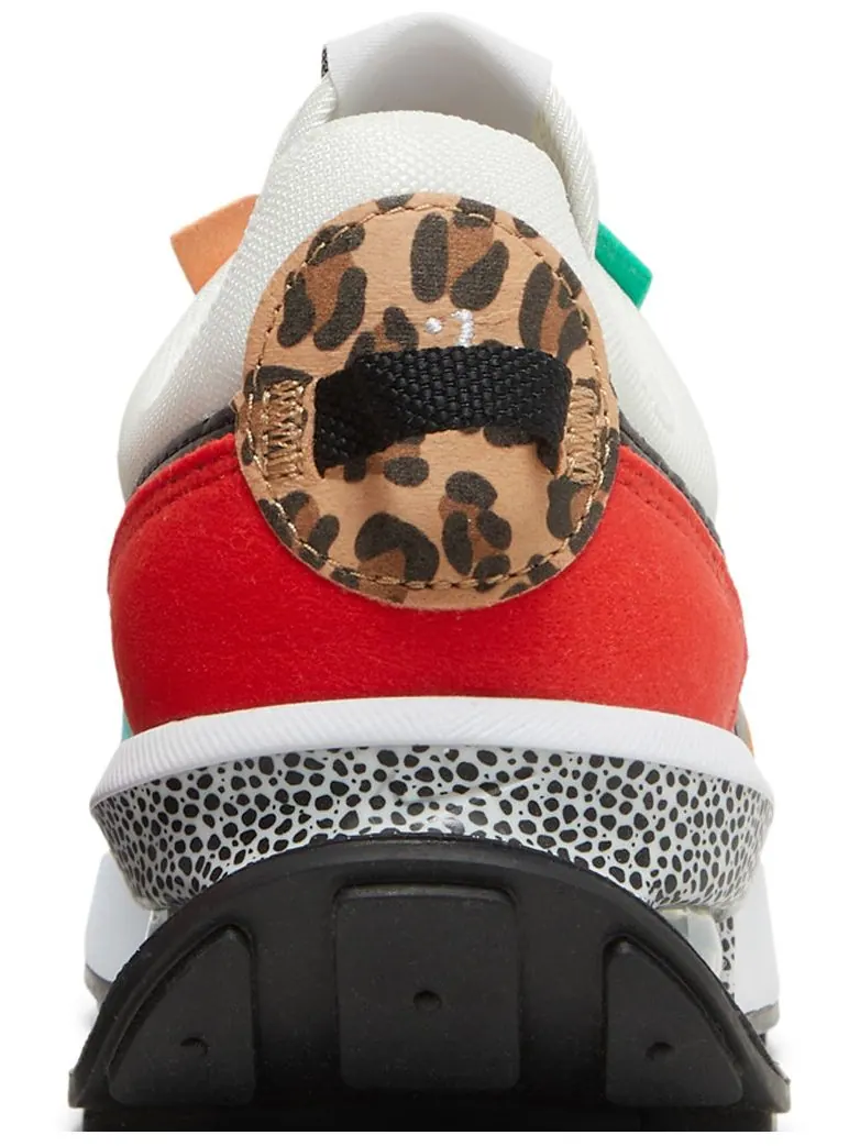Кроссовки Nike Wmns Air Max Pre-Day SE 'Safari' — изображение 7 из 8, белый