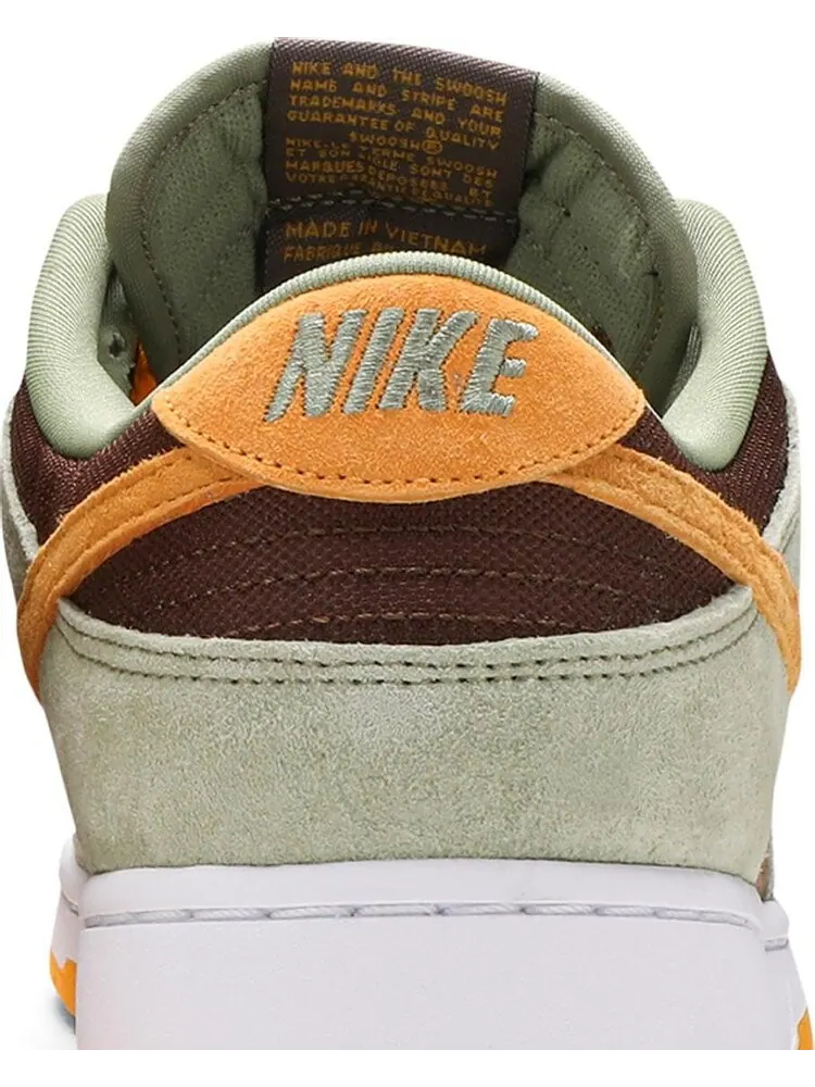 Кроссовки Nike Dunk Low 'Dusty Olive' — изображение 7 из 10, зеленый