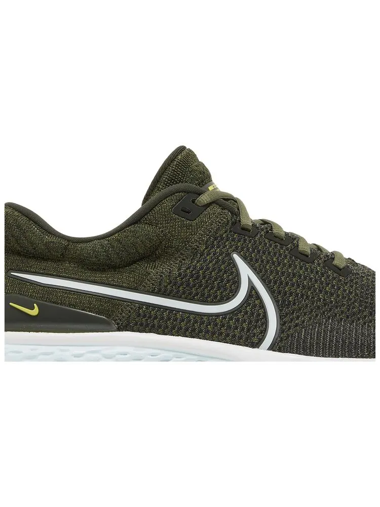 Кроссовки Nike ZoomX Invincible Run Flyknit 2 'Rough Green' — изображение 2 из 8, зеленый