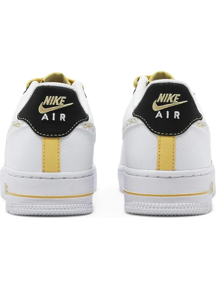 Кроссовки Nike Air Force 1 '07 LV8 GS 'Gold Links Zebra Print' — изображение 6 из 8, белый