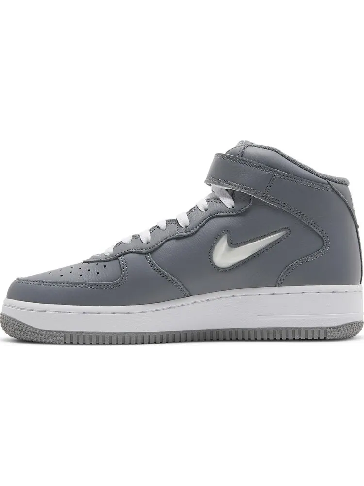 Кроссовки Nike Air Force 1 Mid Jewel QS 'NYC - Cool Grey' — изображение 3 из 8, серый