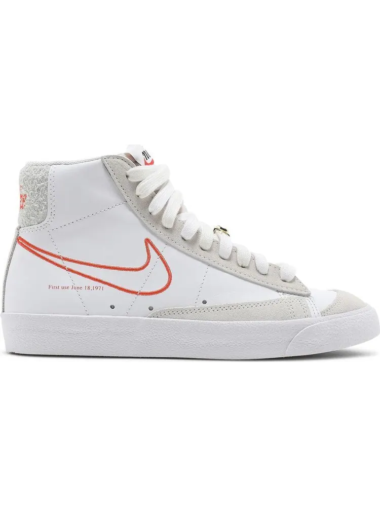 Кроссовки Nike Wmns Blazer Mid '77 SE 'First Use' — изображение 1 из 8, белый