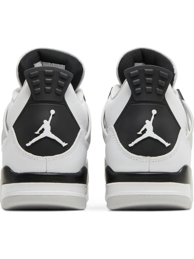 Кроссовки Air Jordan 4 Retro Military Black — изображение 6 из 10, черный