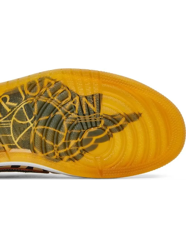 Кроссовки Air Jordan 1 Low OG Chinese New Years - Year Of The Tiger — изображение 5 из 8, белый
