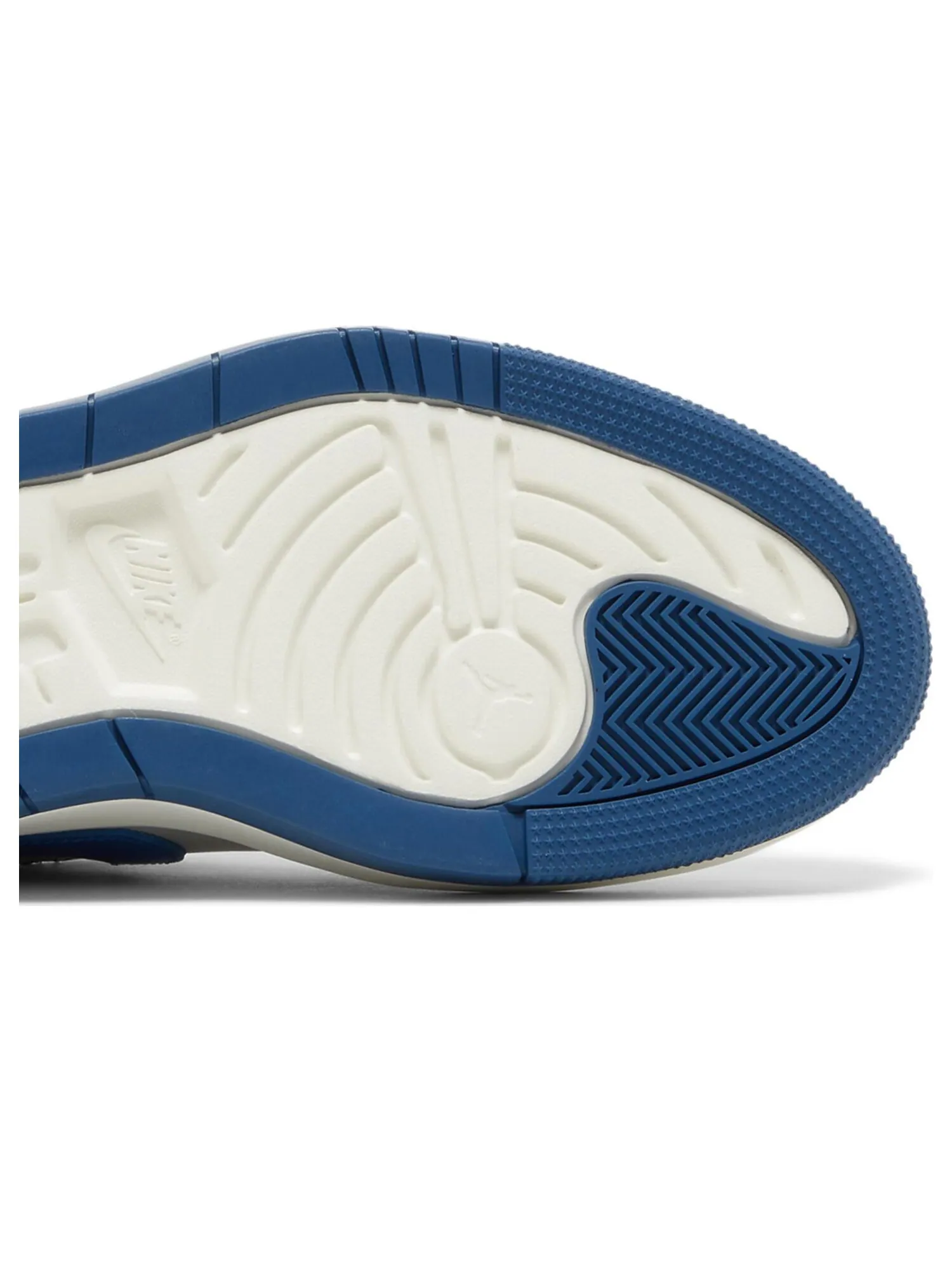 Кроссовки Wmns Air Jordan 1 Elevate Low 'French Blue' — изображение 5 из 8, синий