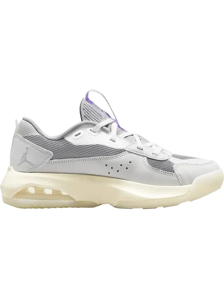 Кроссовки Wmns Jordan Air 200E Smoke Grey Wild Berry — изображение 1 из 1, серый