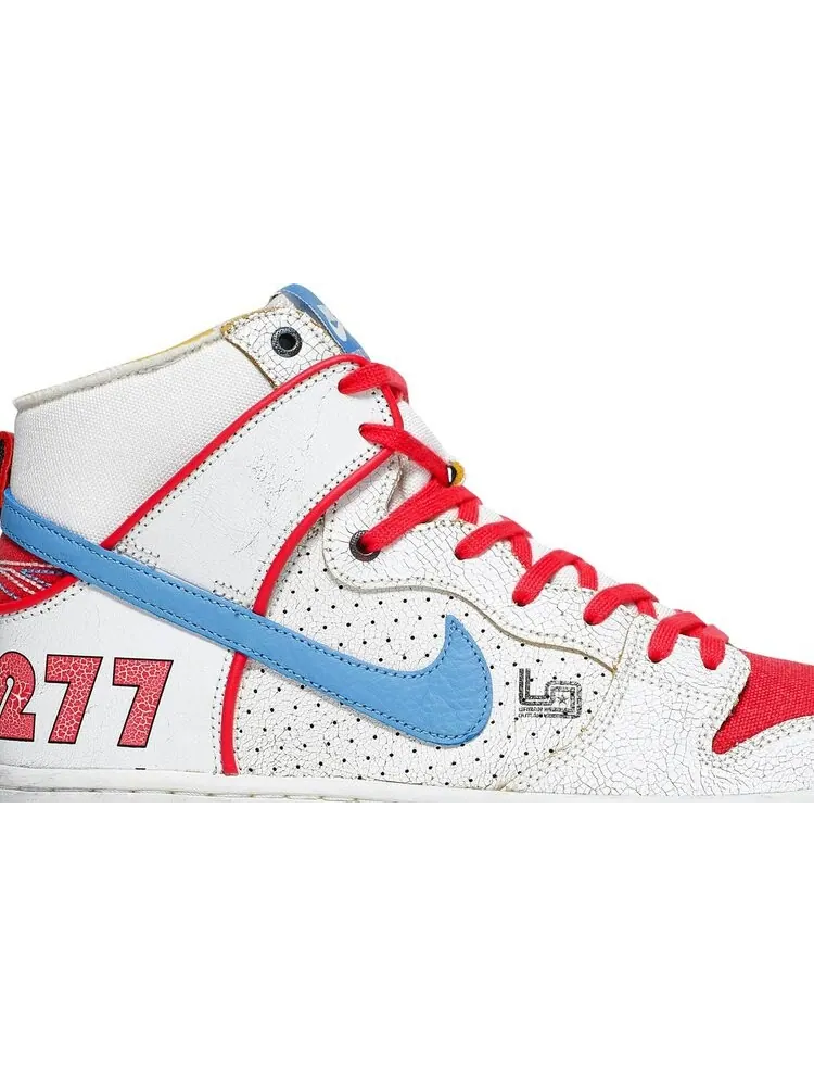 Кроссовки Nike Ishod Wair x Magnus Walker x Dunk High Pro SB 'Urban Outlaw' — изображение 2 из 10, белый