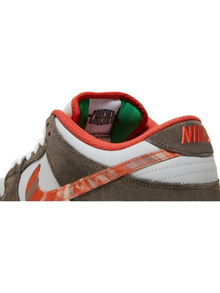 Кроссовки Nike Crushed D.C. x Dunk Low SB 'Golden Hour' — изображение 9 из 10, белый