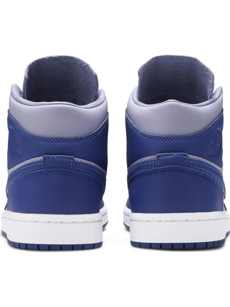 Кроссовки Wmns Air Jordan 1 Mid SE Iron Purple Deep Royal — изображение 6 из 8, фиолетовый