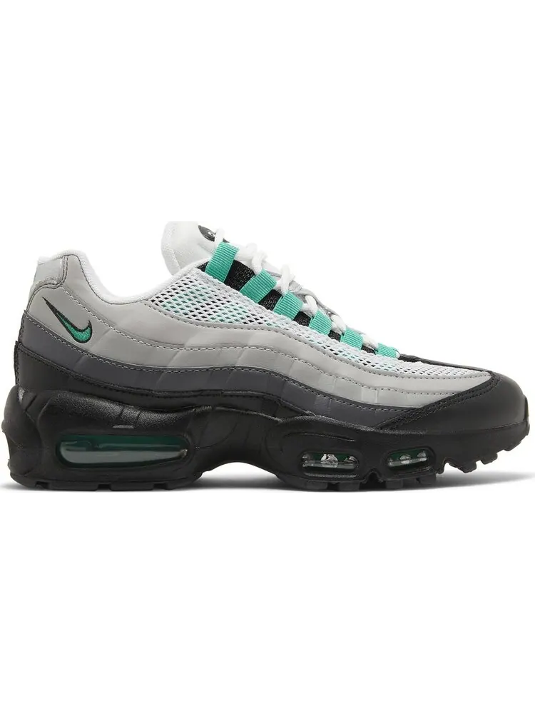 Кроссовки Wmns Air Max 95 Next Nature 'Stadium Green' — изображение 1 из 4, серый