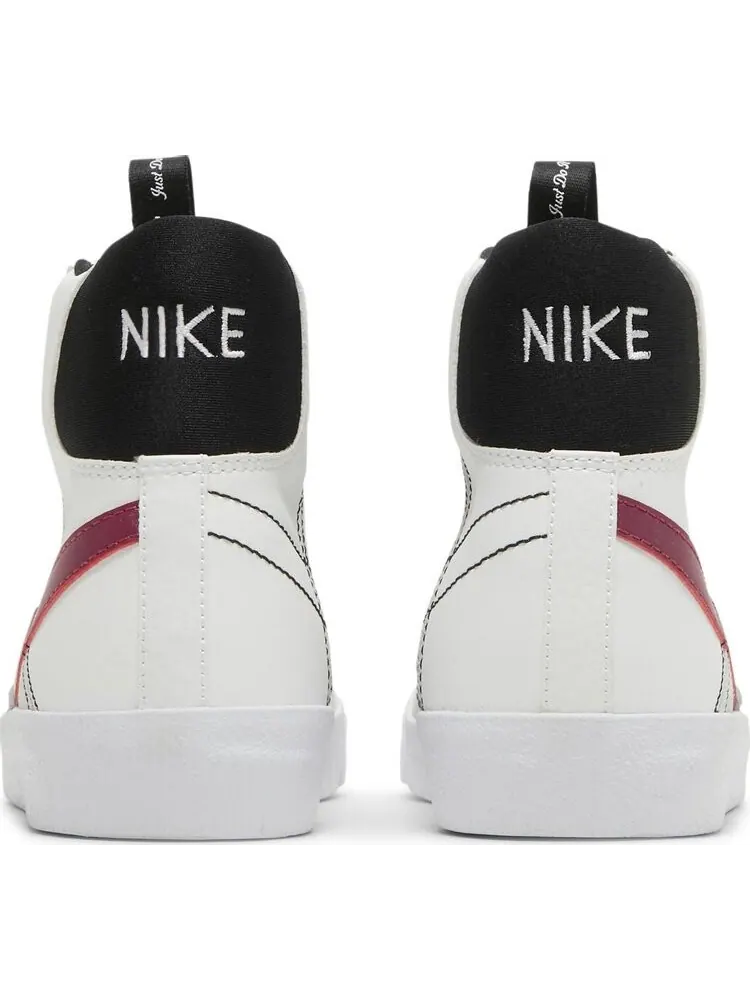 Кроссовки Nike Blazer Mid '77 SE GS 'White Rush Maroon' — изображение 6 из 8, белый