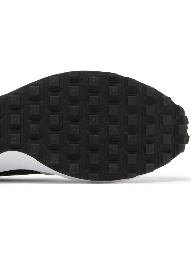 Кроссовки Nike Waffle Debut 'White Black' — изображение 5 из 8, белый
