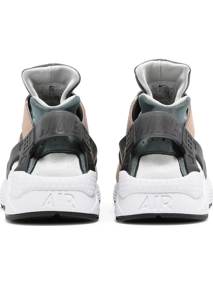 Кроссовки Nike Air Huarache OG 'Escape' — изображение 6 из 8, загар