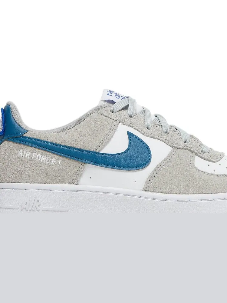 Кроссовки Nike Air Force 1 LV8 GS 'Athletic Club' — изображение 2 из 8, серый