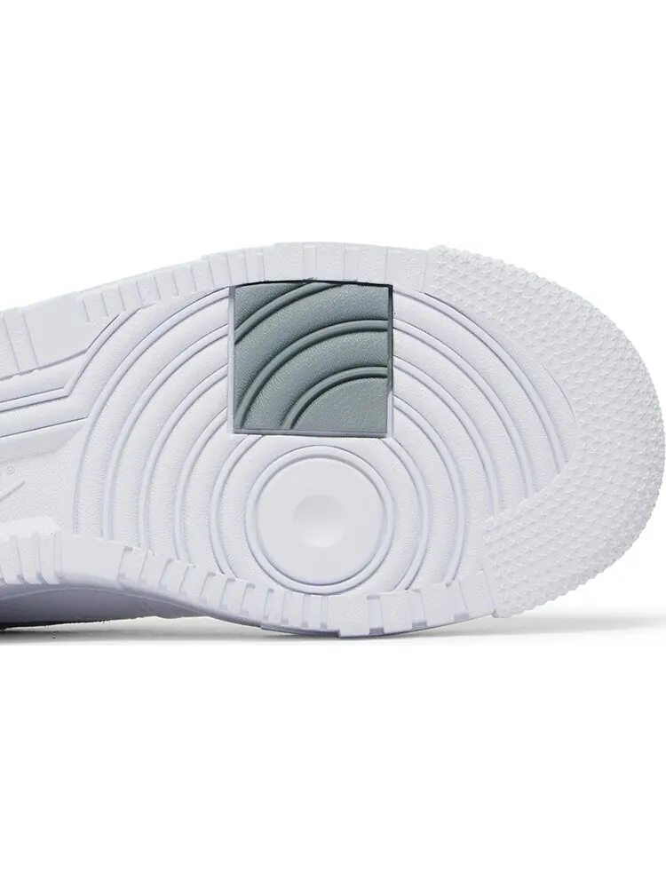 Кроссовки Nike Wmns Air Force 1 Pixel SE 'Zebra' — изображение 5 из 8, белый