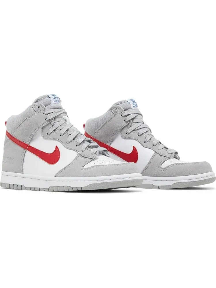 Кроссовки Nike Dunk High SE GS 'Athletic Club - Light Smoke Grey Gym Red' — изображение 8 из 8, серый