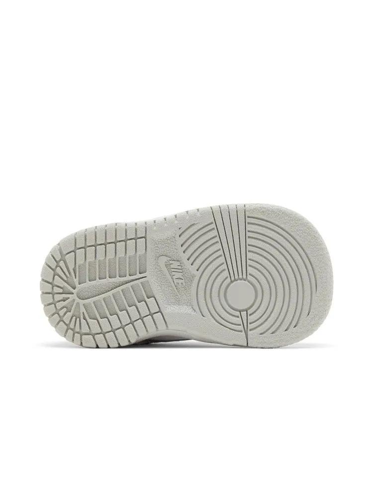Кроссовки Nike Dunk Low TD — изображение 4 из 8, платиновый