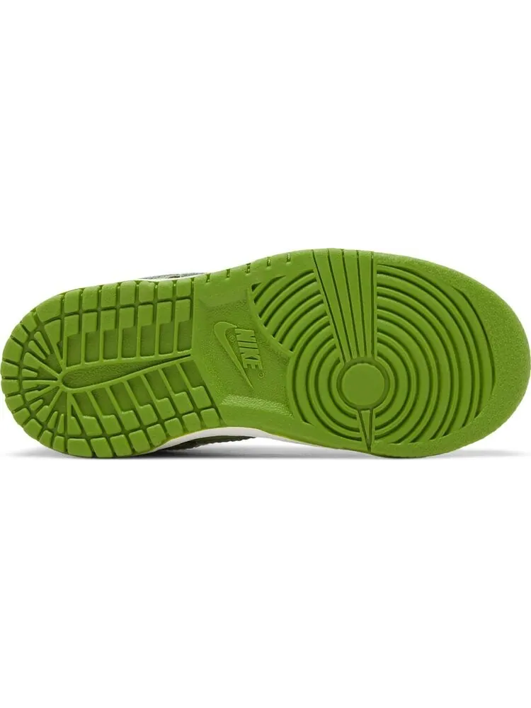 Кроссовки Nike Dunk Low TD 'Chlorophyll' — изображение 4 из 8, зеленый