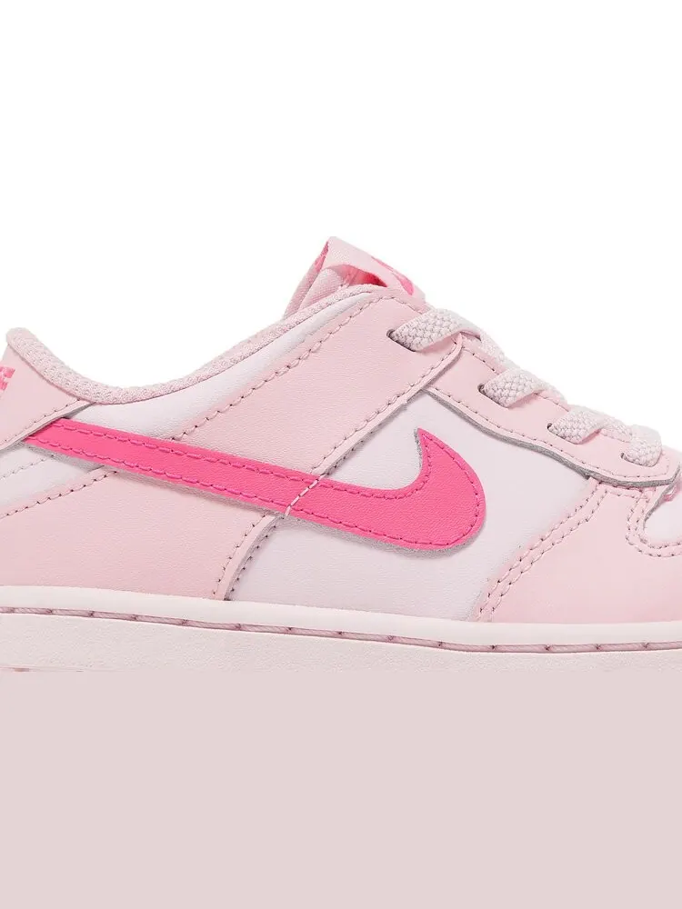 Кроссовки Nike Dunk Low TD 'Triple Pink' — изображение 2 из 8, розовый