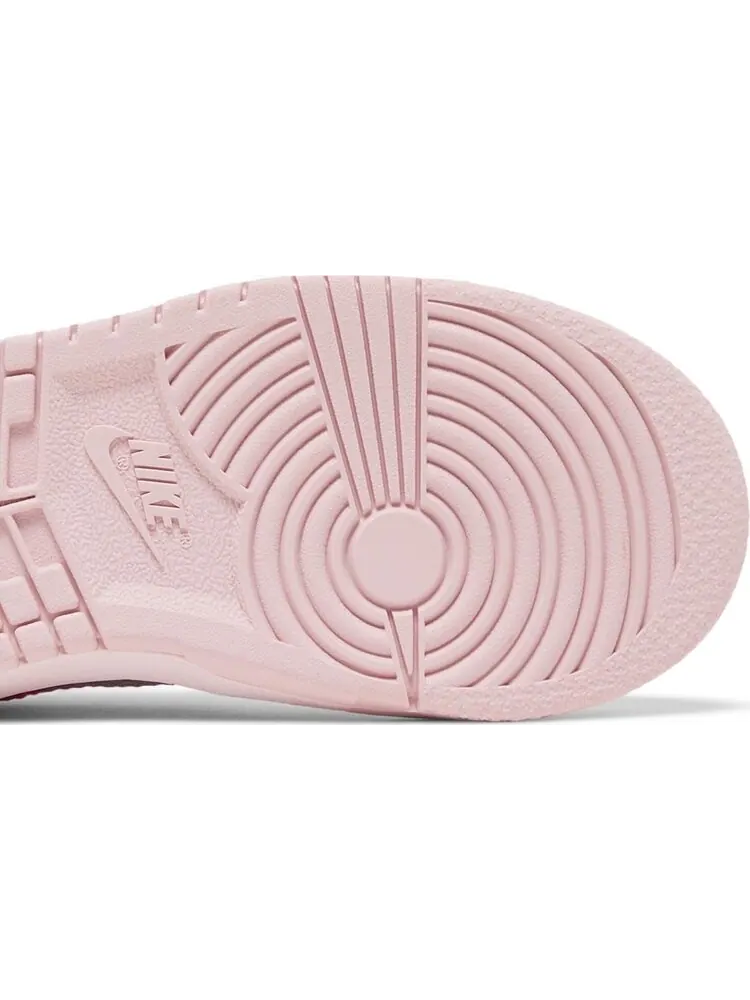 Кроссовки Nike Dunk Low TD 'Triple Pink' — изображение 5 из 8, розовый