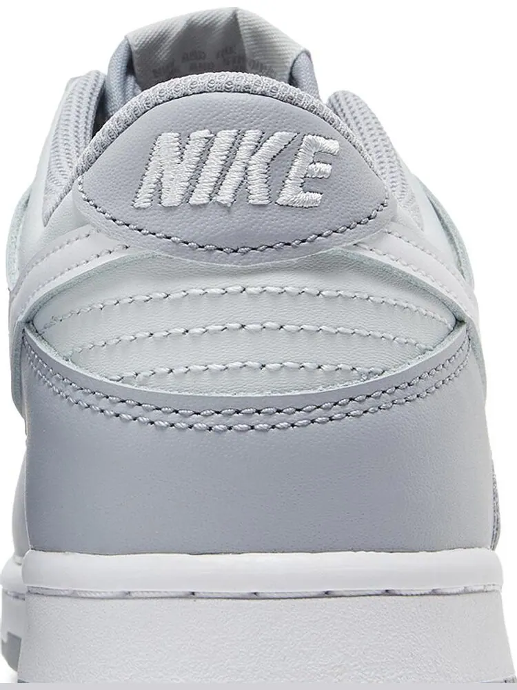Кроссовки Nike Dunk Low GS 'Pure Platinum Wolf Grey' — изображение 7 из 8, серый