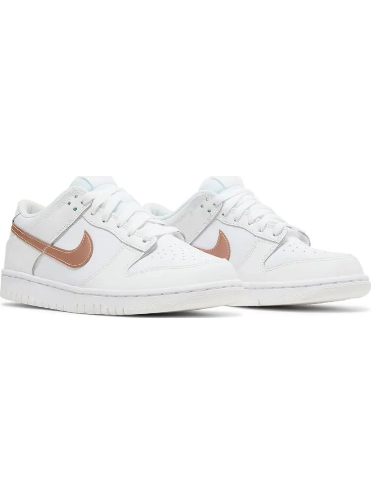 Кроссовки Nike Dunk Low 'White Metallic Red Bronze' — изображение 8 из 8, белый