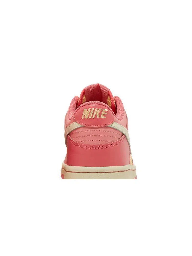 Кроссовки Nike Dunk Low GS 'Strawberry Peach' — изображение 8 из 9, розовый
