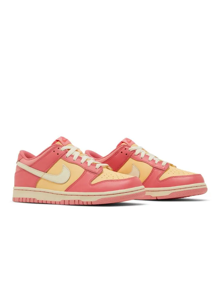Кроссовки Nike Dunk Low GS 'Strawberry Peach' — изображение 9 из 9, розовый