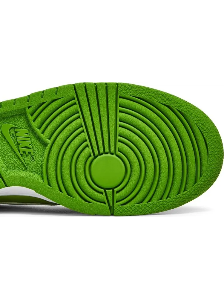 Кроссовки Nike Dunk Low GS 'Chlorophyll' — изображение 5 из 8, зеленый