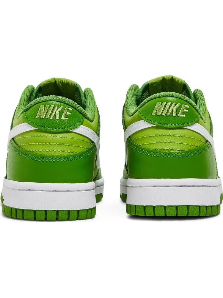 Кроссовки Nike Dunk Low GS 'Chlorophyll' — изображение 6 из 8, зеленый