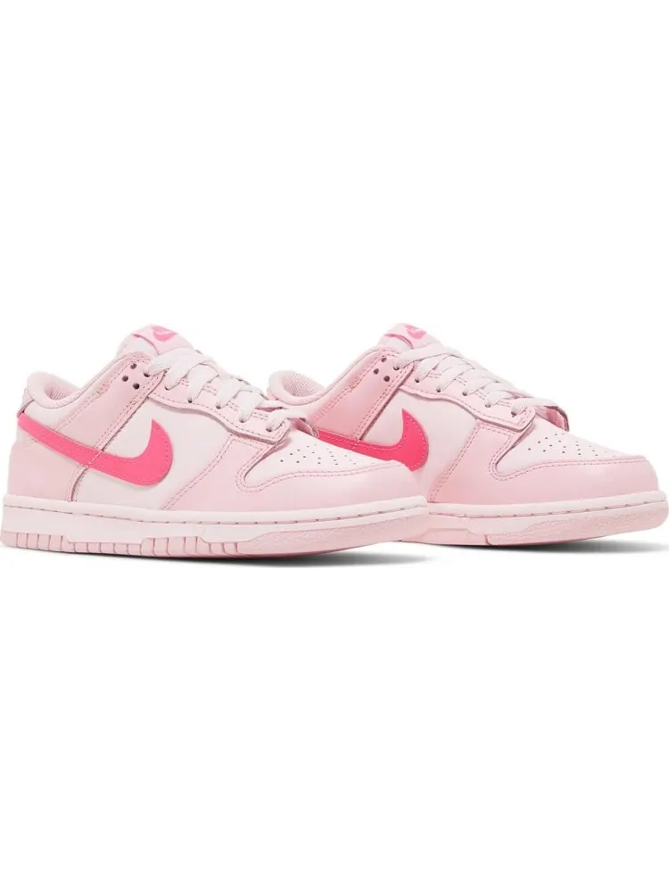 Кроссовки Nike Dunk Low GS 'Triple Pink' — изображение 8 из 8, розовый