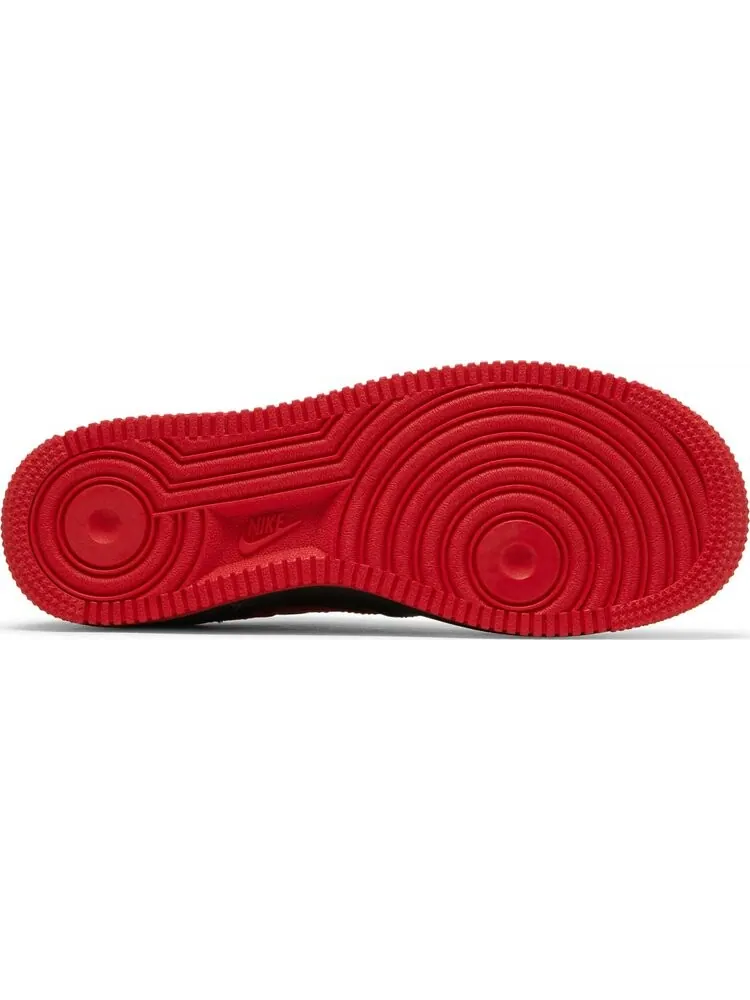 Кроссовки Nike Air Force 1 GS 'Bred' — изображение 4 из 8, черный