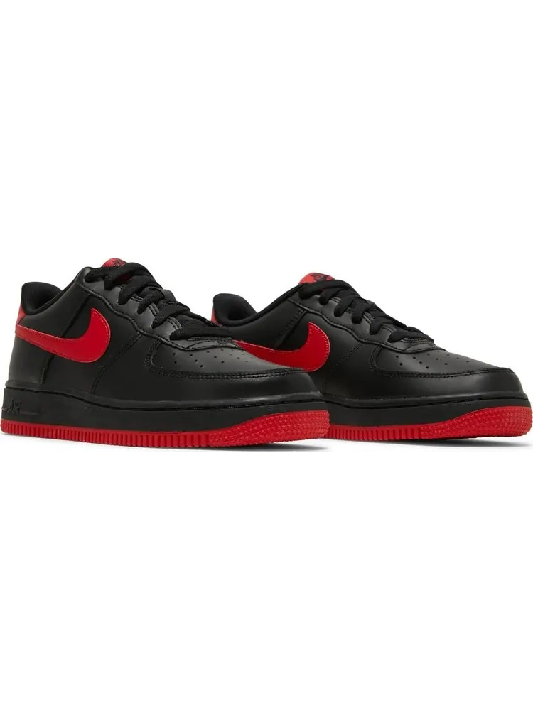 Кроссовки Nike Air Force 1 GS 'Bred' — изображение 8 из 8, черный