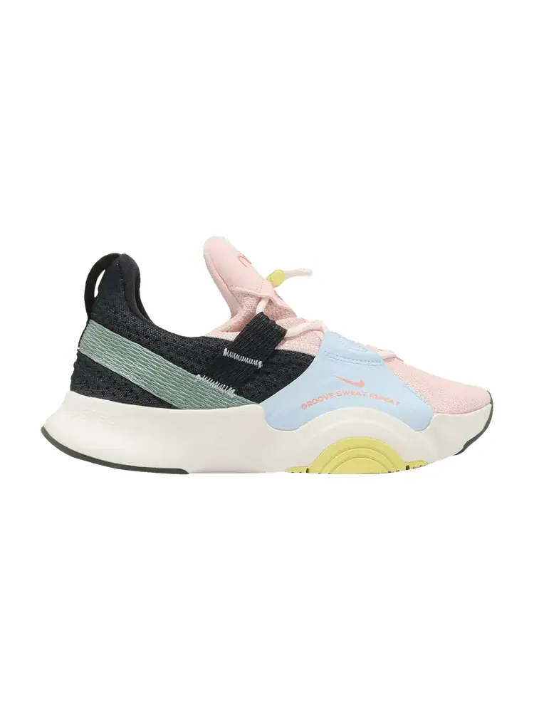 Кроссовки Wmns SuperRep Groove 'Multi' — изображение 1 из 1, мульти