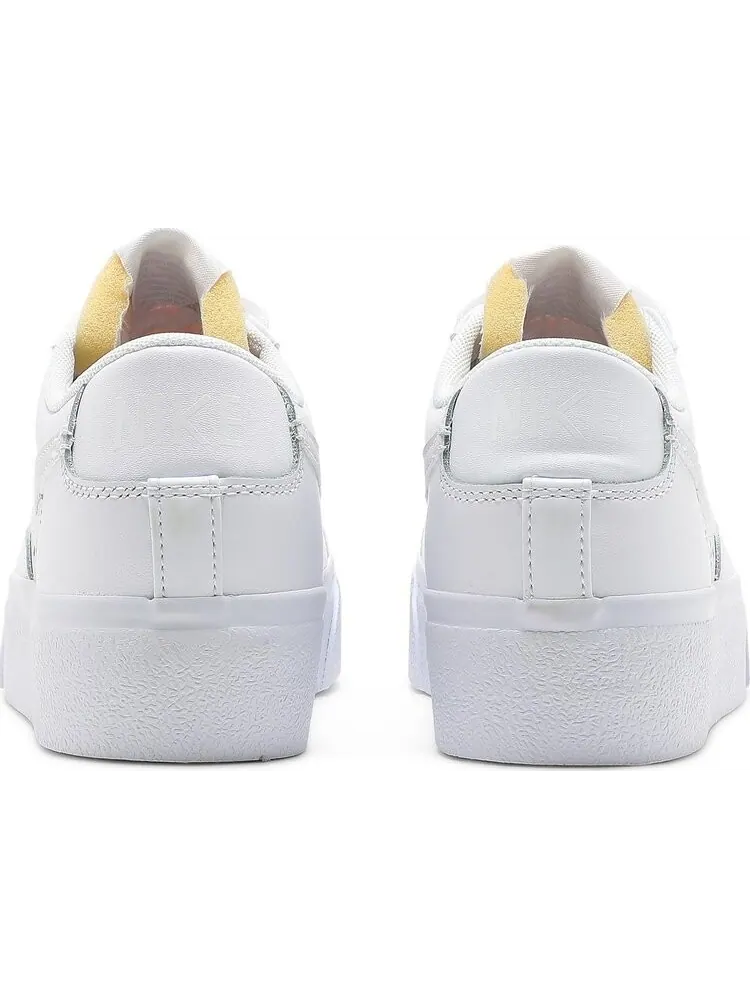 Кроссовки Nike Wmns Blazer Low 'Triple White' — изображение 6 из 8, белый