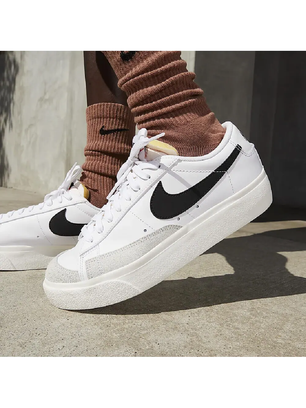Кроссовки Nike Blazer Low Platform — изображение 9 из 9, белый