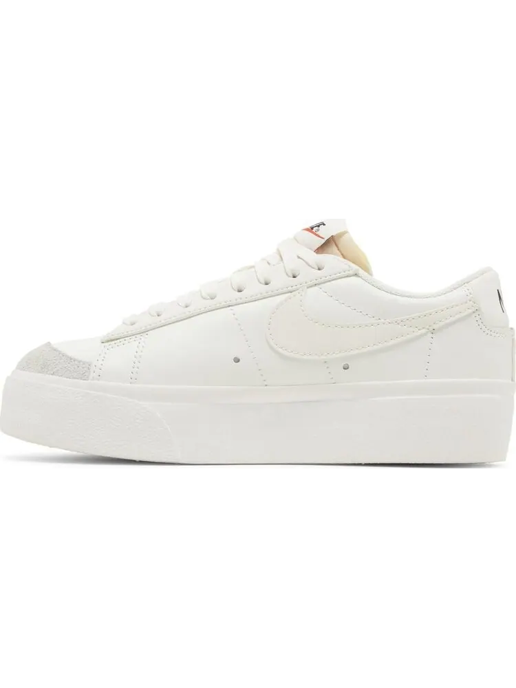 Кроссовки Wmns Blazer Low Platform 'Triple Sail' — изображение 3 из 4, белый