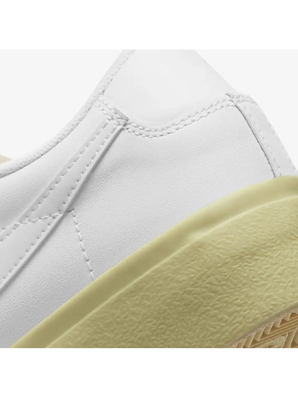 Кроссовки Nike Blazer Low Platform — изображение 8 из 8, черный-коричневый