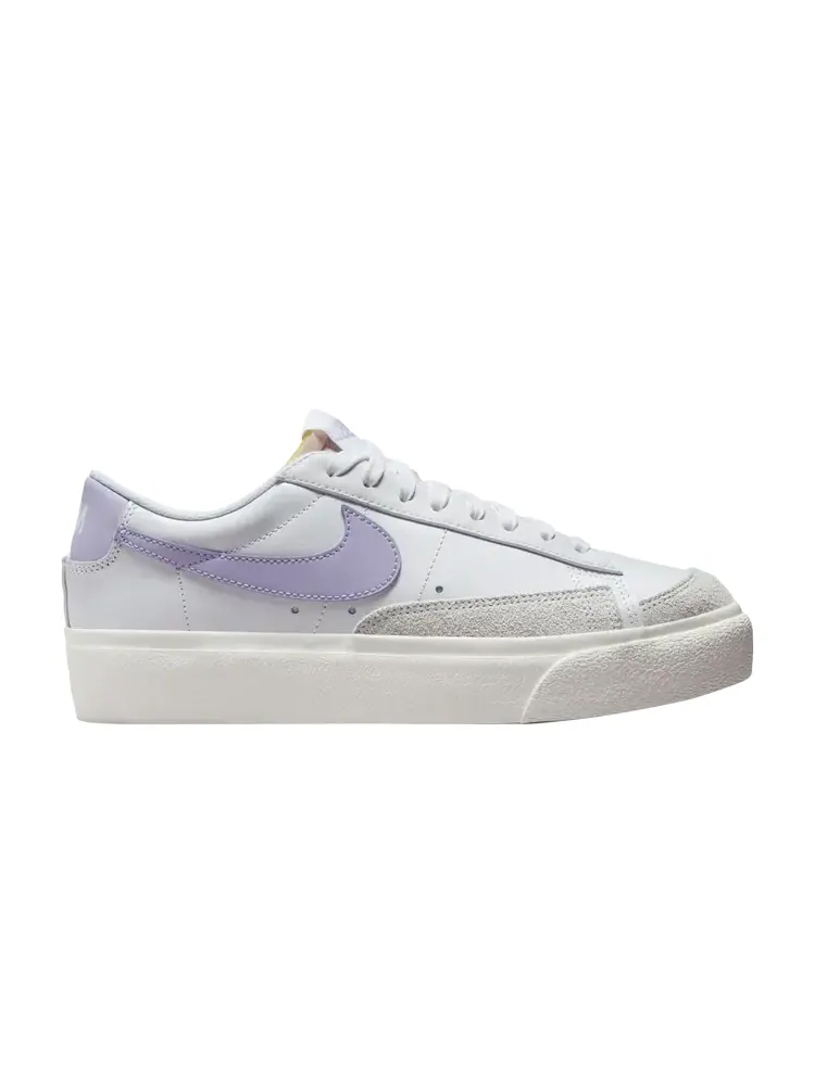 Кроссовки Nike Wmns Blazer Low Platform — изображение 1 из 1, белый
