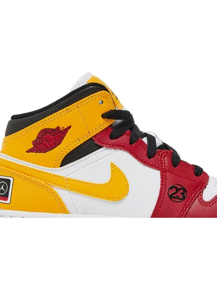 Кроссовки Air Jordan 1 Mid SE GS Motorsport — изображение 2 из 8, белый
