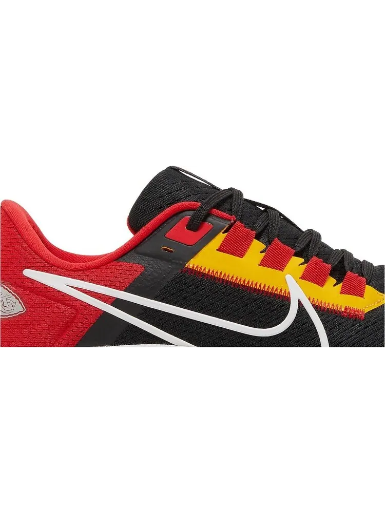 Кроссовки Nike NFL x Air Zoom Pegasus 38 'Kansas City Chiefs' — изображение 2 из 8, черный