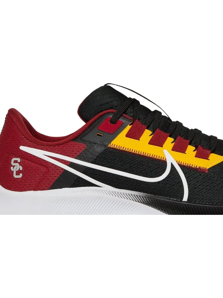 Кроссовки Nike Air Zoom Pegasus 38 'USC' — изображение 2 из 8, черный