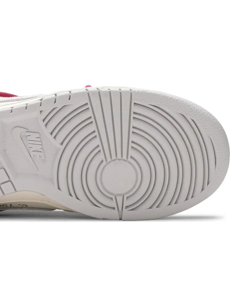 Кроссовки Nike Off-White x Dunk Low 'Lot 35 of 50' — изображение 5 из 8, белый