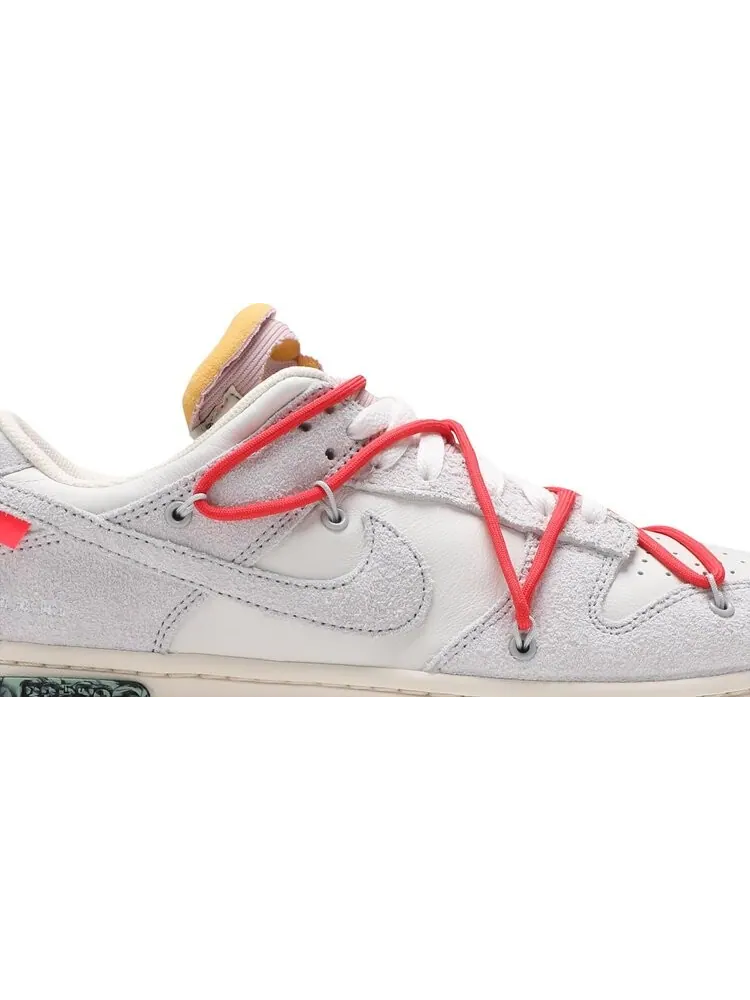 Кроссовки Nike Off-White x Dunk Low 'Lot 33 of 50' — изображение 2 из 8, белый