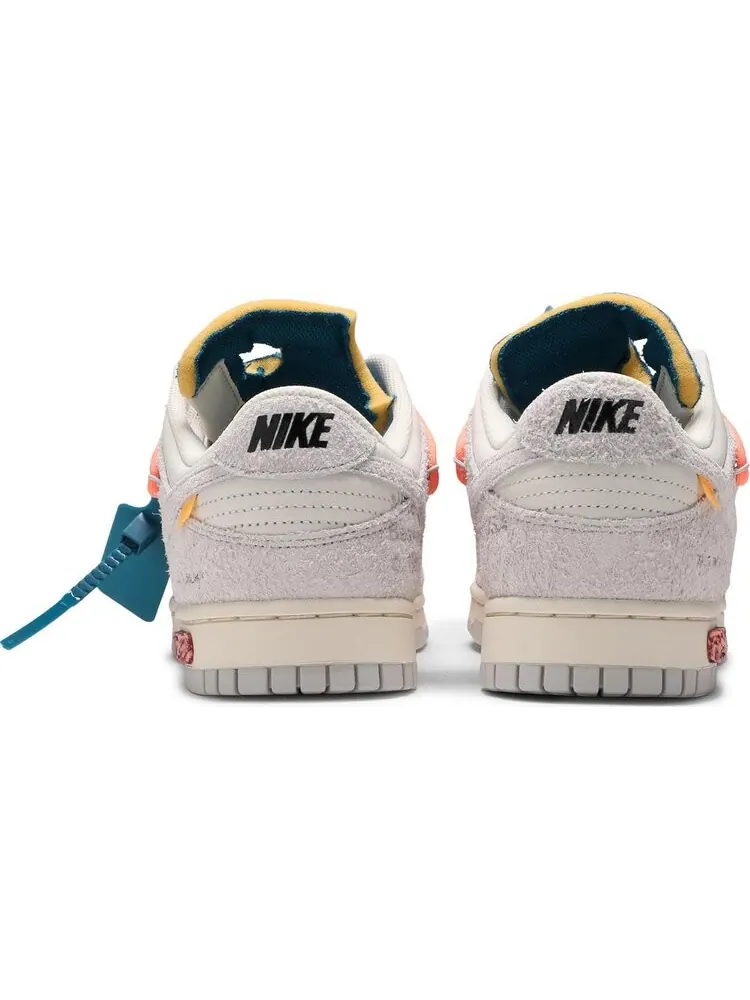 Кроссовки Nike Off-White x Dunk Low 'Lot 19 of 50' — изображение 6 из 8, белый